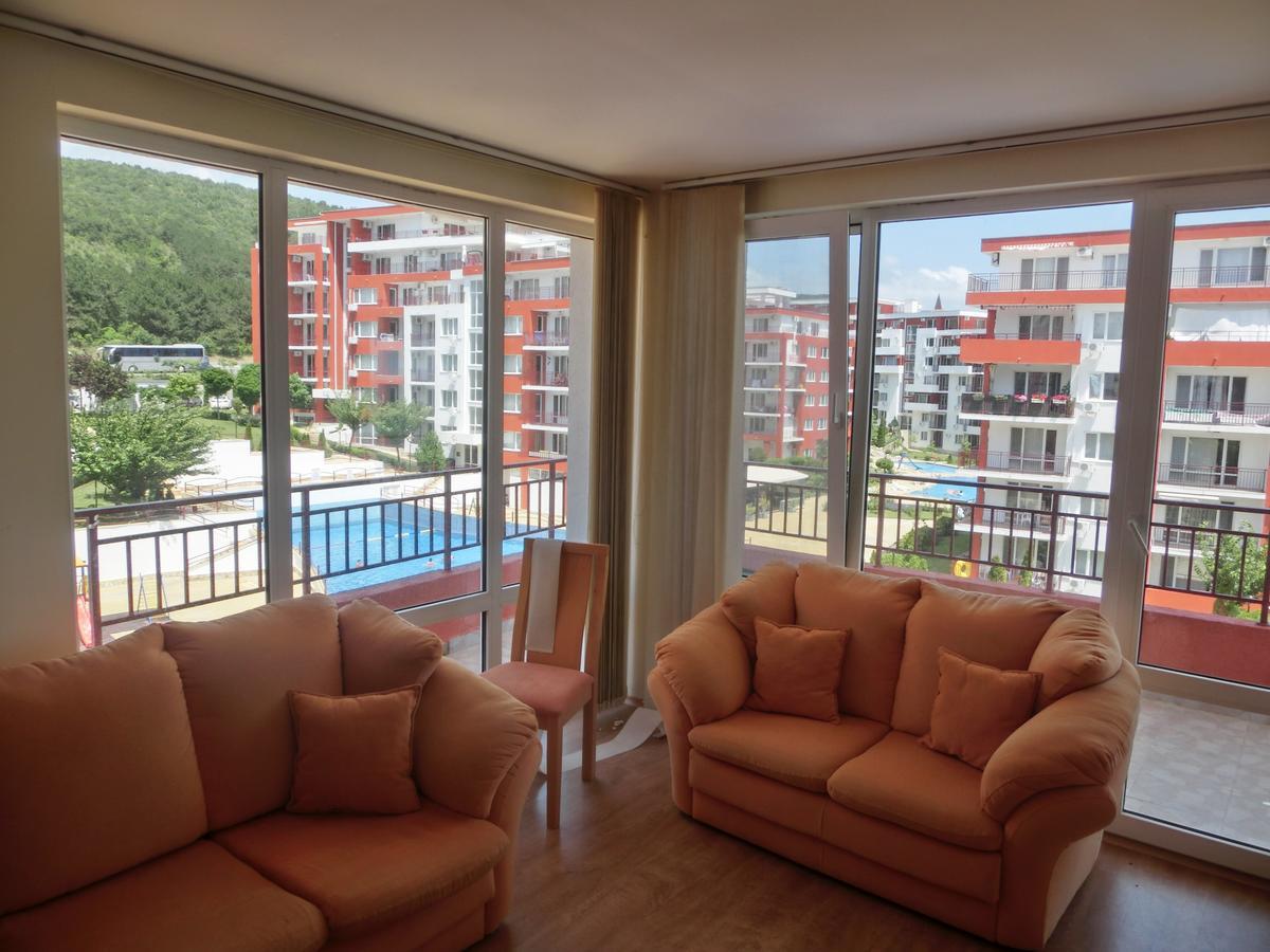 Sea View Panorama Apartment On Complex With Pools And Beach, Sveti Vlas Exterior photo